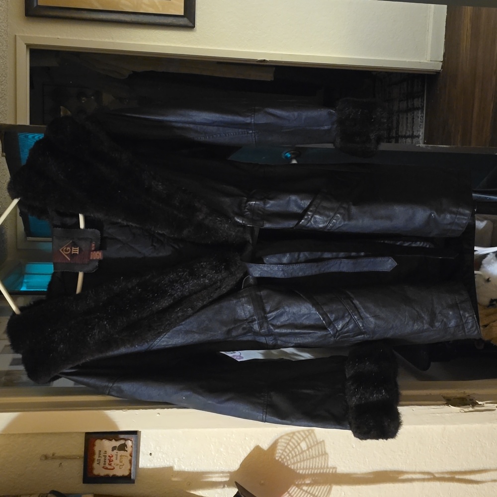 Ladies leather coat